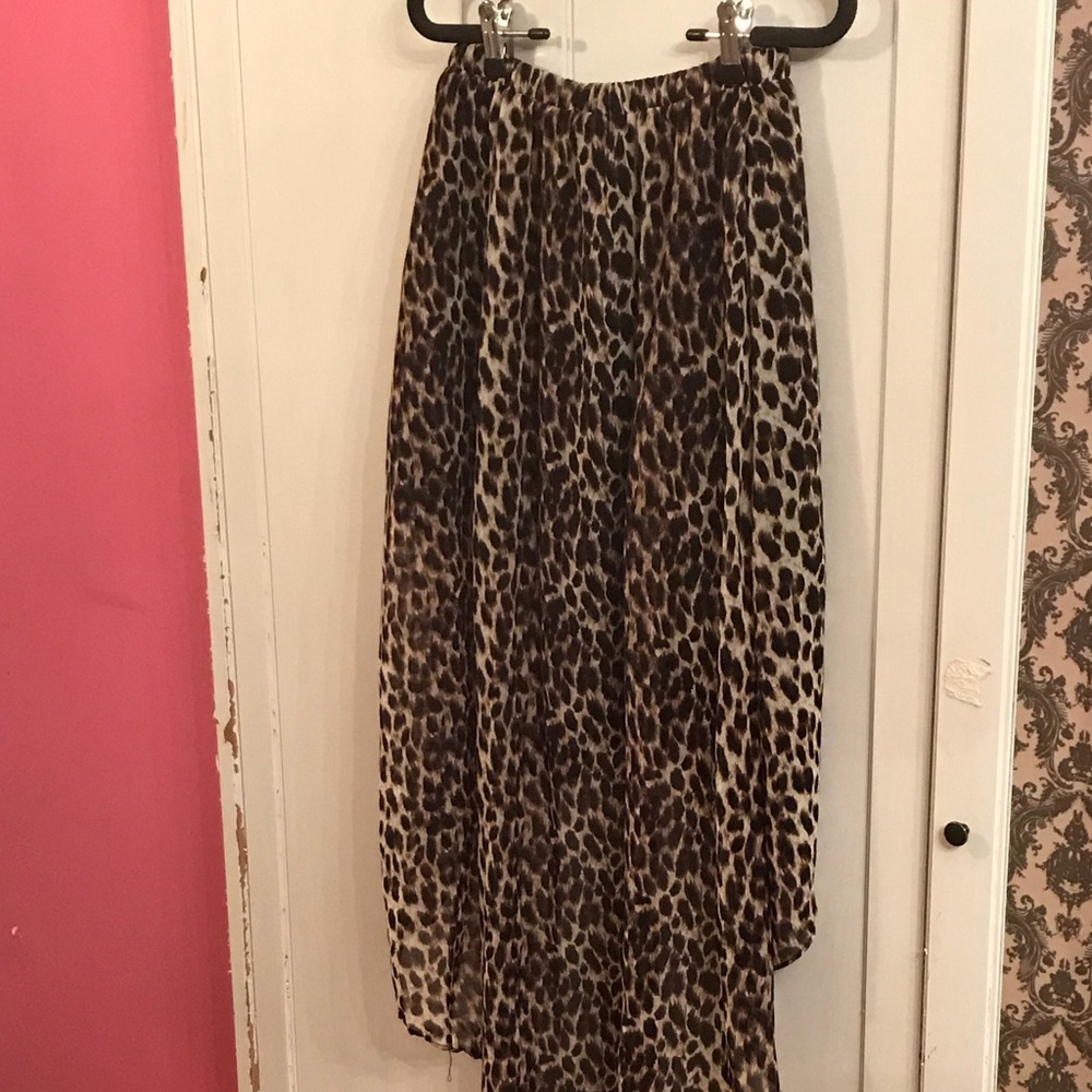 Forever 21 High-Low Leopard Print Skirt - Picture 13 of 13